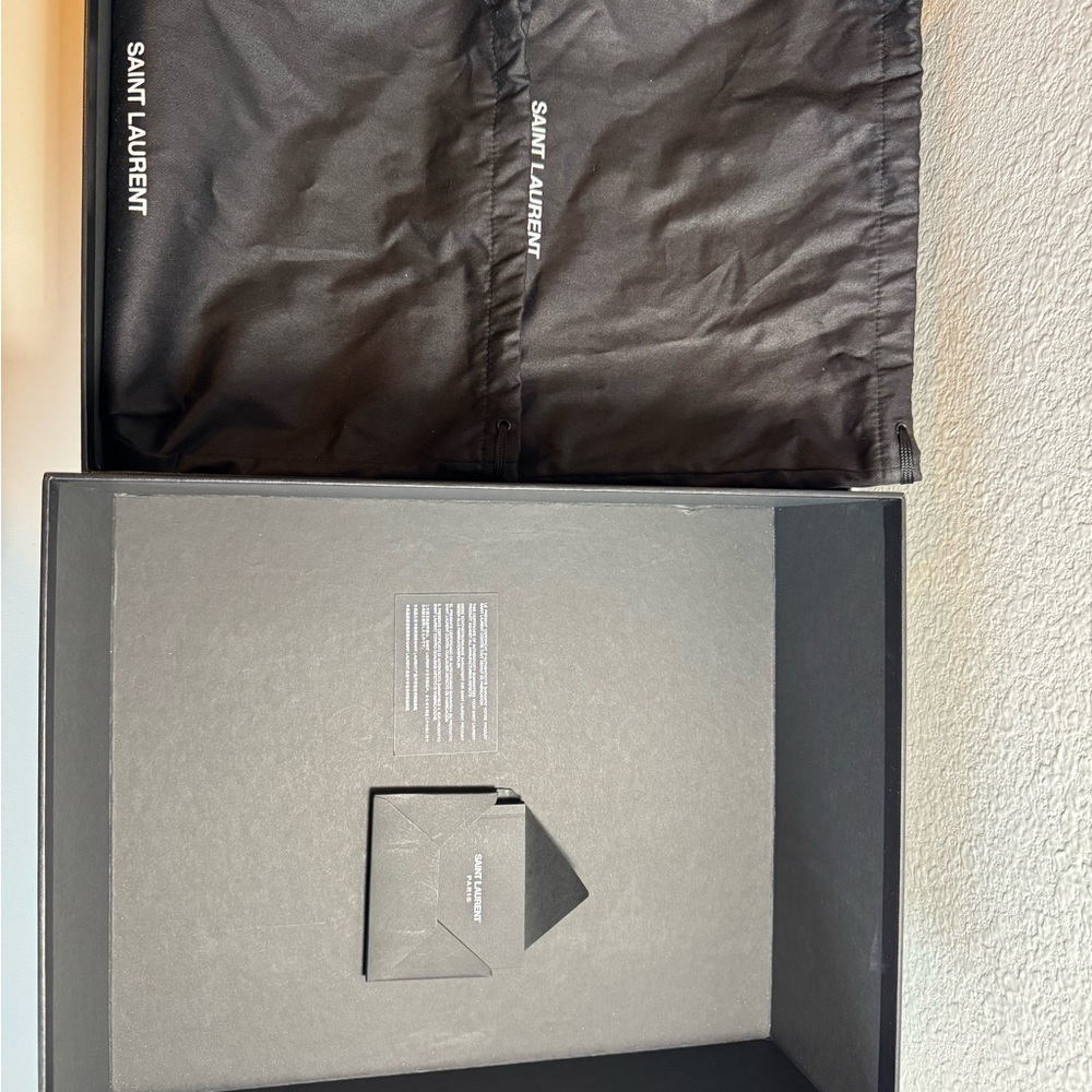 SAINT LAURENT Wyatt 40 Chelsea Boots size 43 - Picture 8 of 8